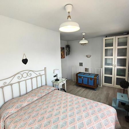 Apartamento Vistas Puerta Jerez 塔里法 外观 照片