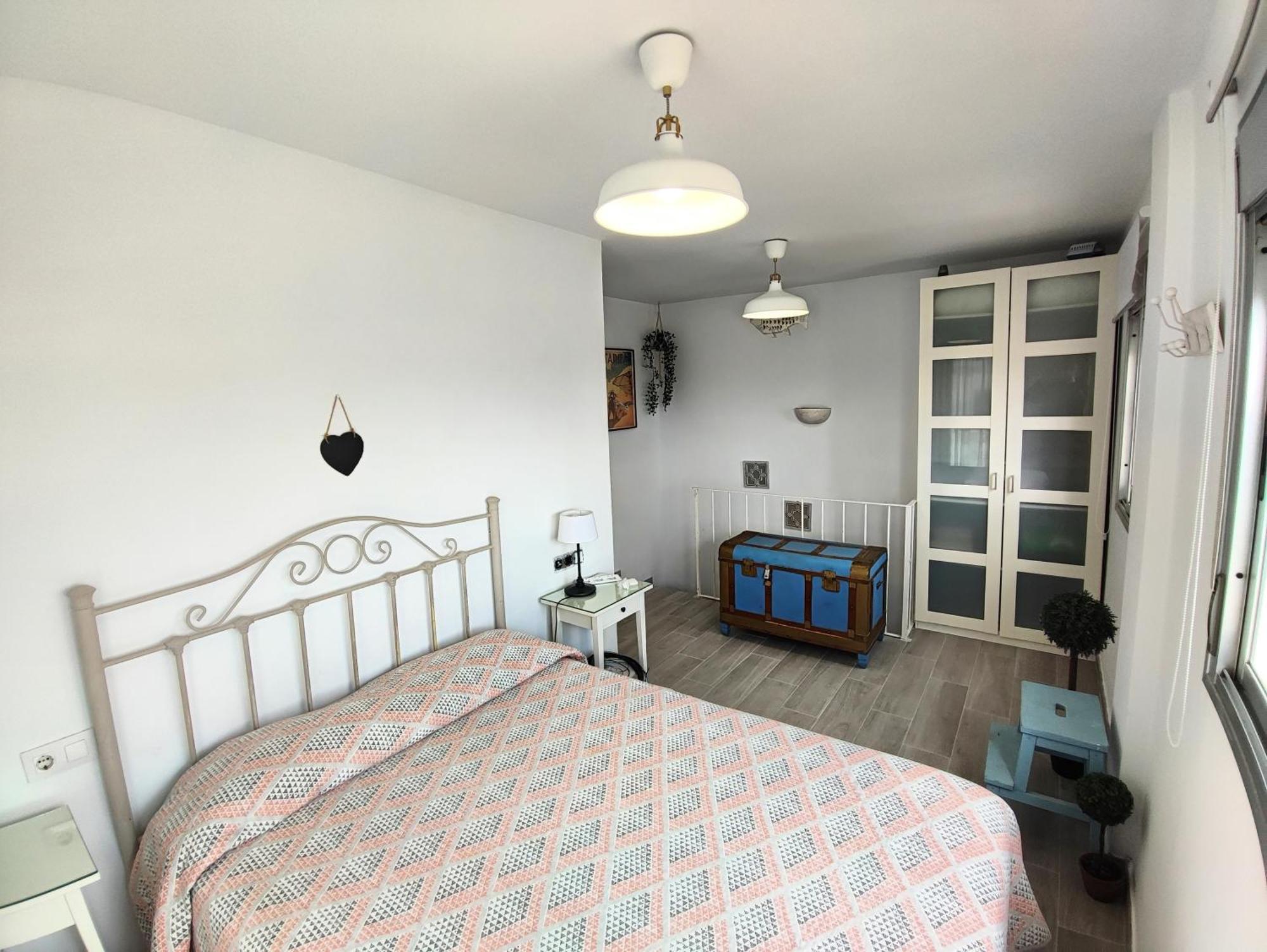 Apartamento Vistas Puerta Jerez 塔里法 外观 照片