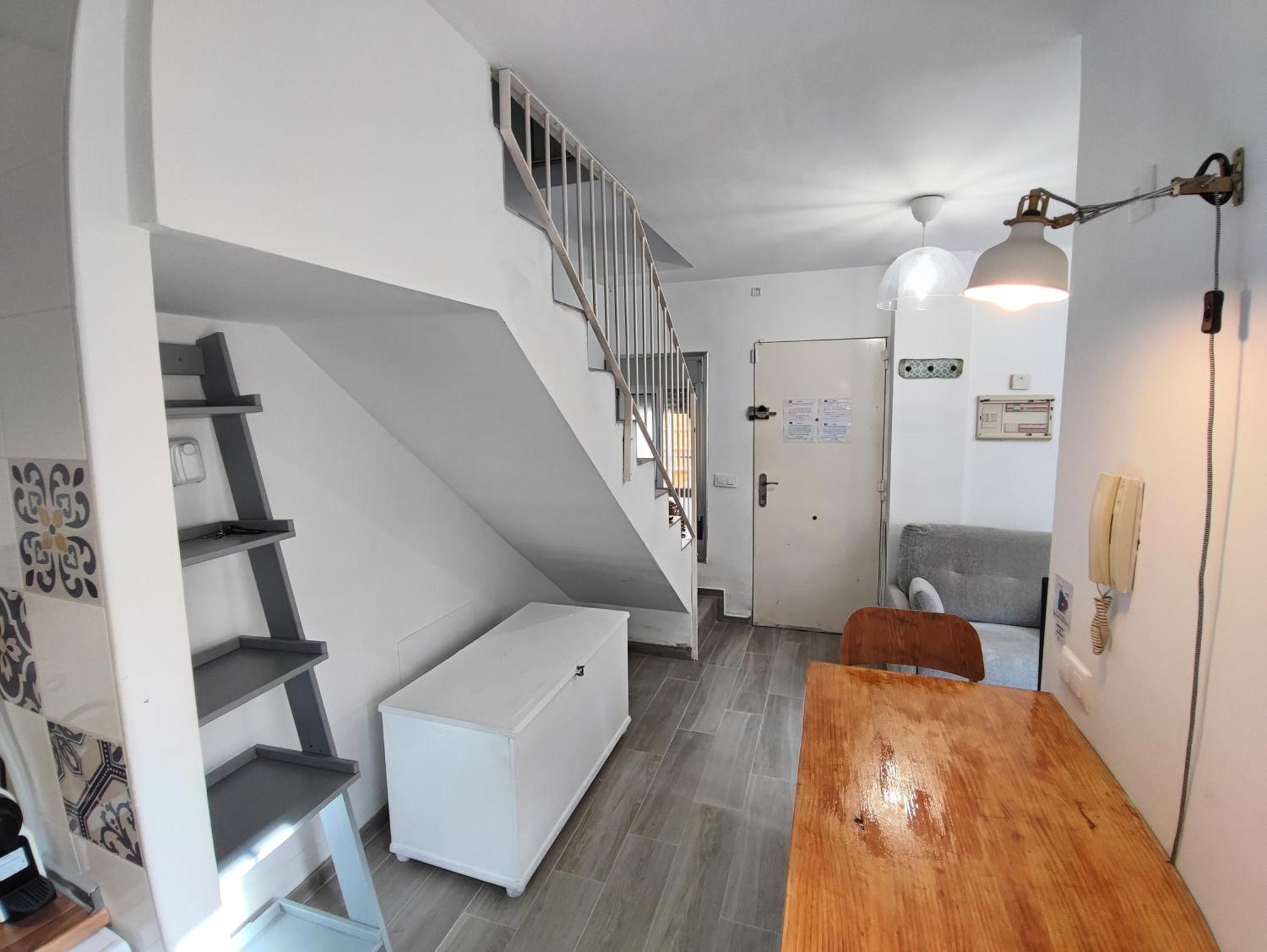Apartamento Vistas Puerta Jerez 塔里法 外观 照片
