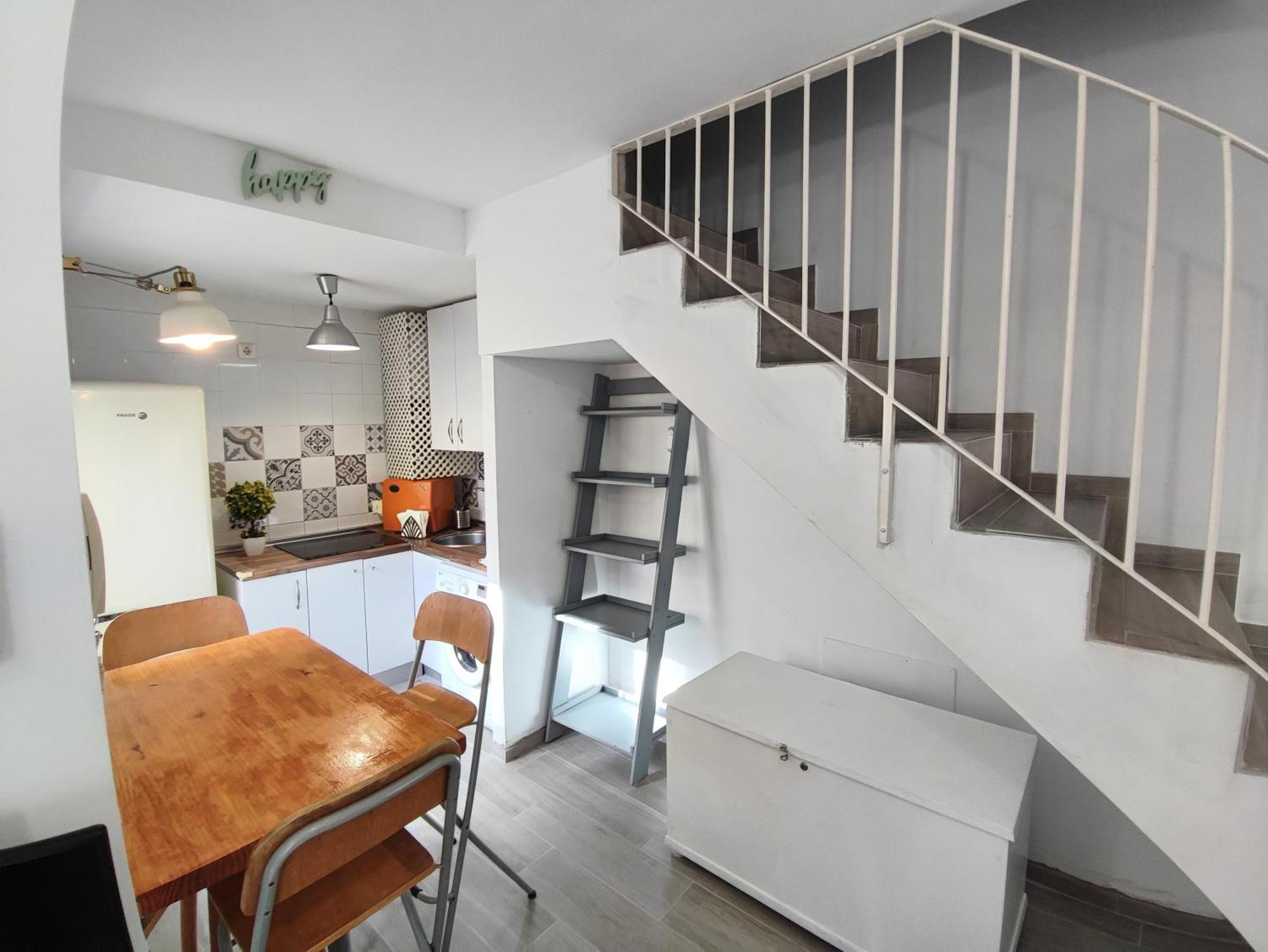 Apartamento Vistas Puerta Jerez 塔里法 外观 照片